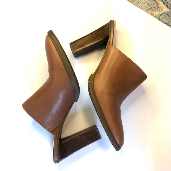 Amanda Smith Smooth Leather High Heeled Mules Size 8 Gently Used - Picture 8 of 11